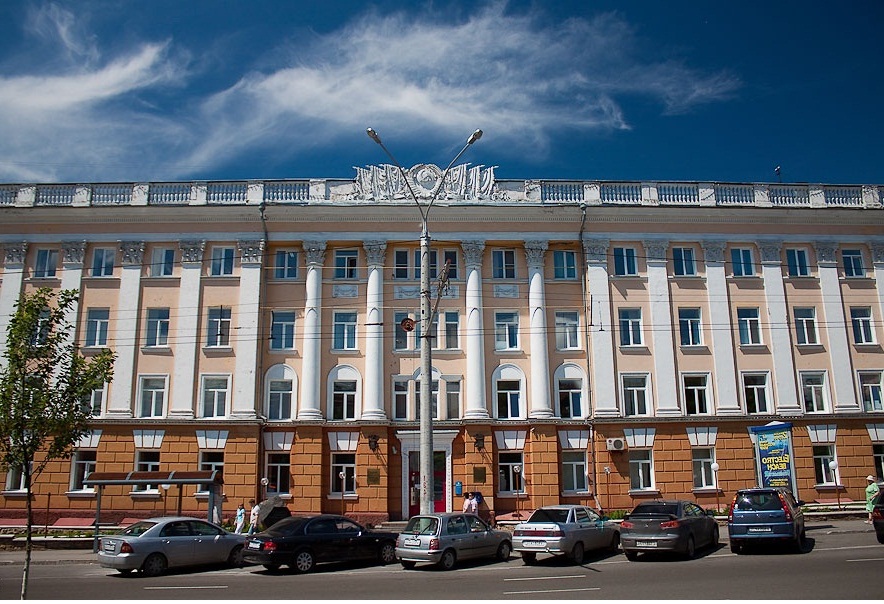 Заказать подлинный диплом в Барнауле